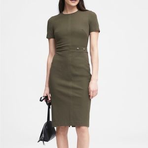Banana Republic Bi Stretch Fitted Sheath Size 0P Green